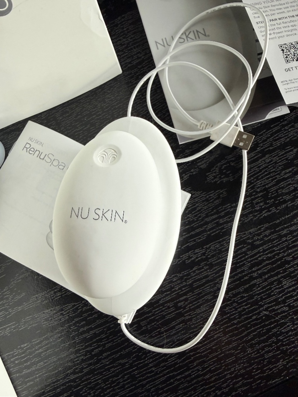 Nu Skin ReNu Spa iO System w/ gels and mist